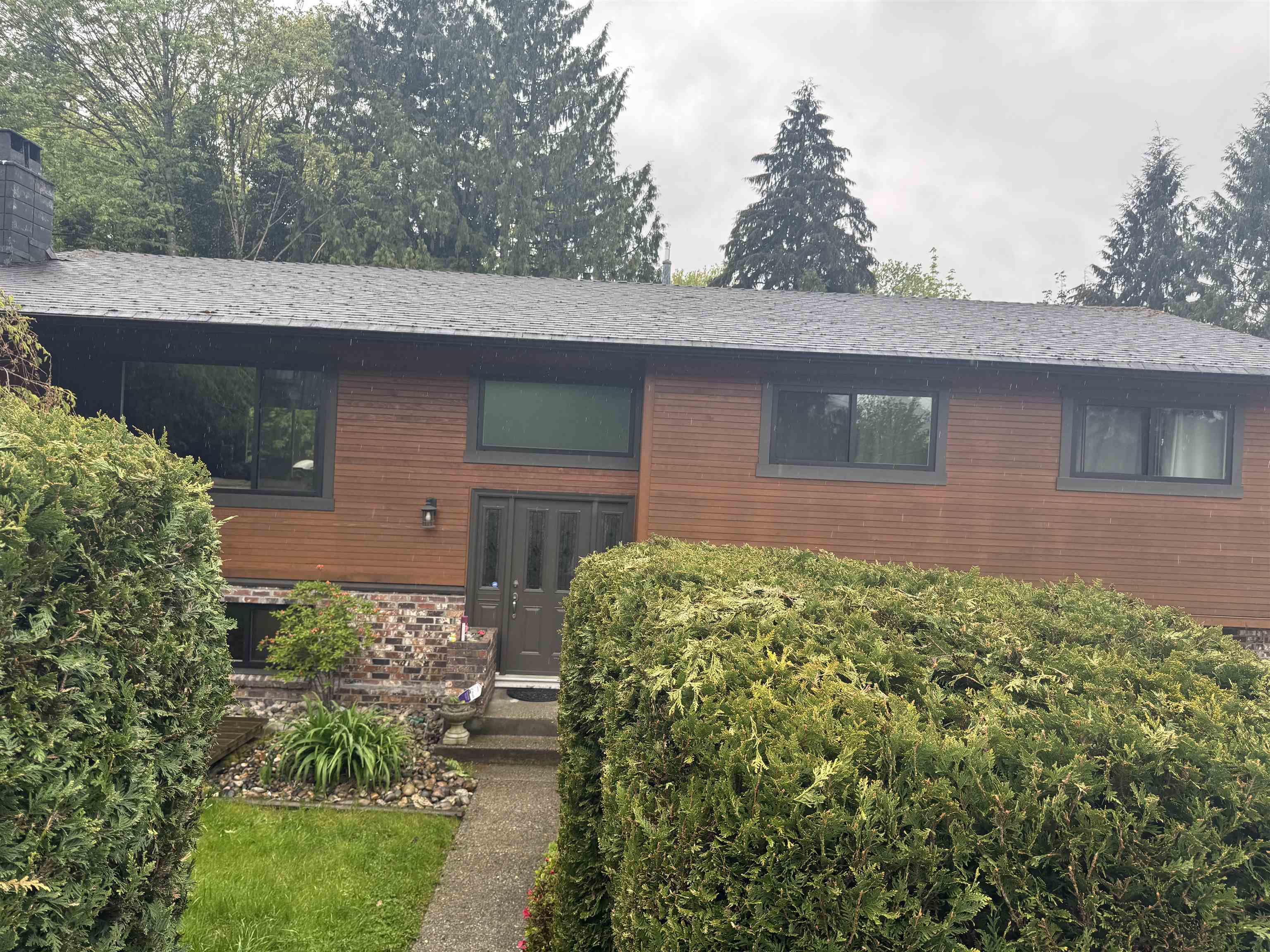 Property Photo: 11285 133A Street BC V3R 2Y8