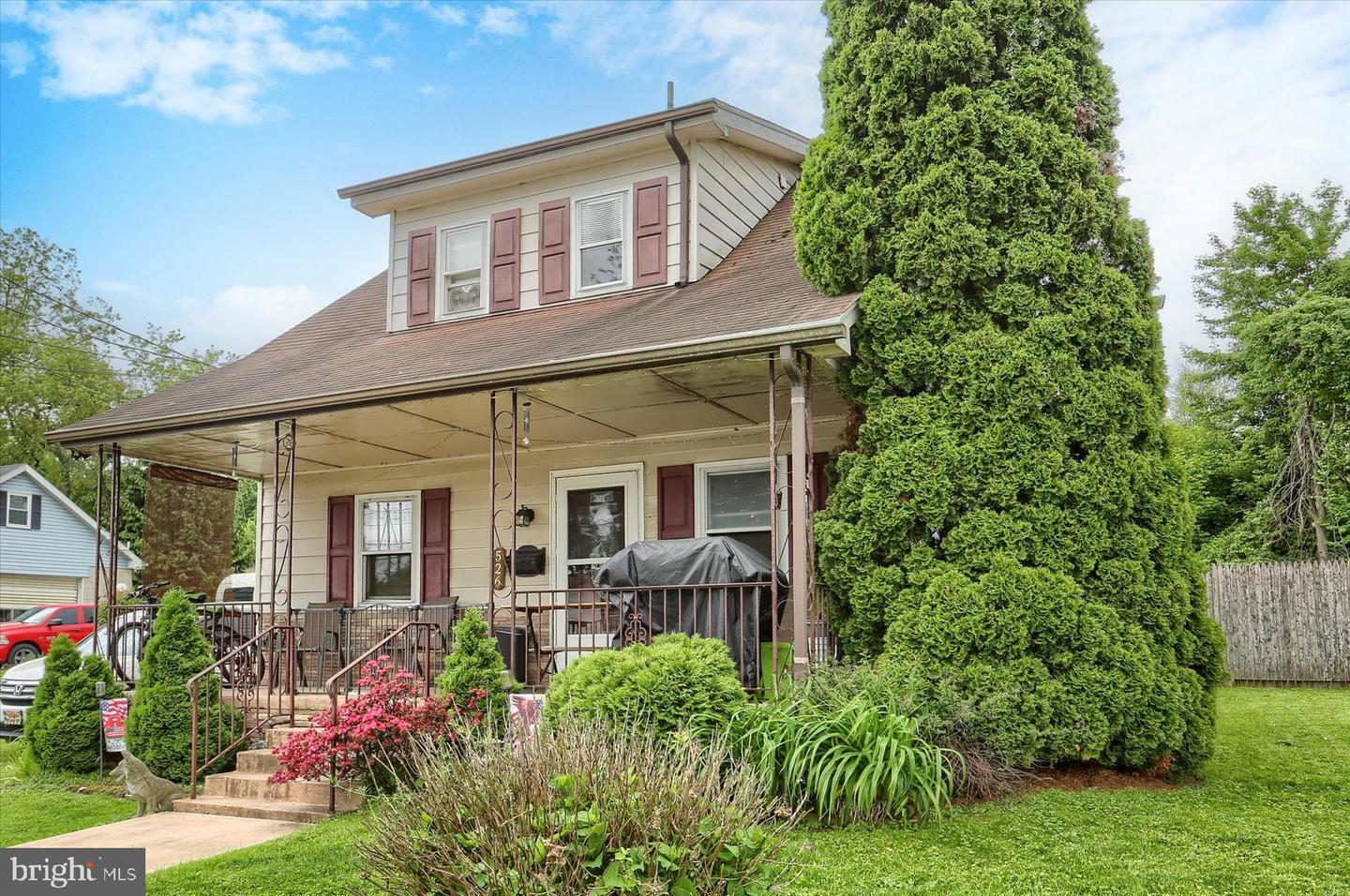 Property Photo: 526 N 3rd Street PA 17043