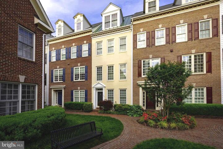 312 S Fayette Street  Alexandria VA 22314 photo