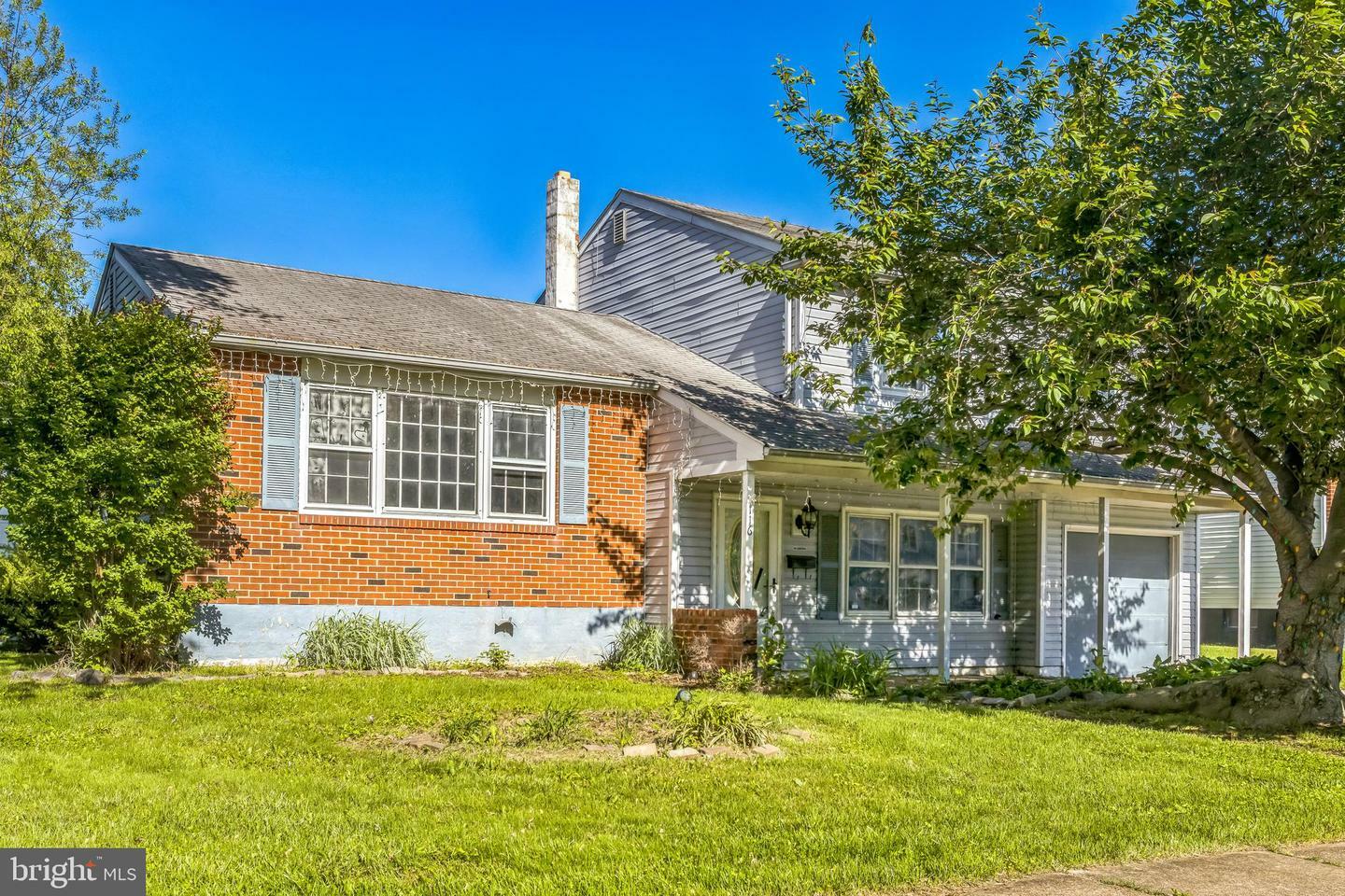 Property Photo: 116 Layton Drive DE 19720
