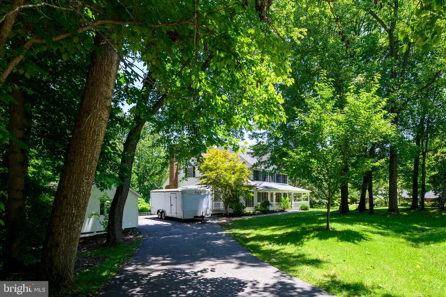 Property Photo: 308 King James Court MD 20774