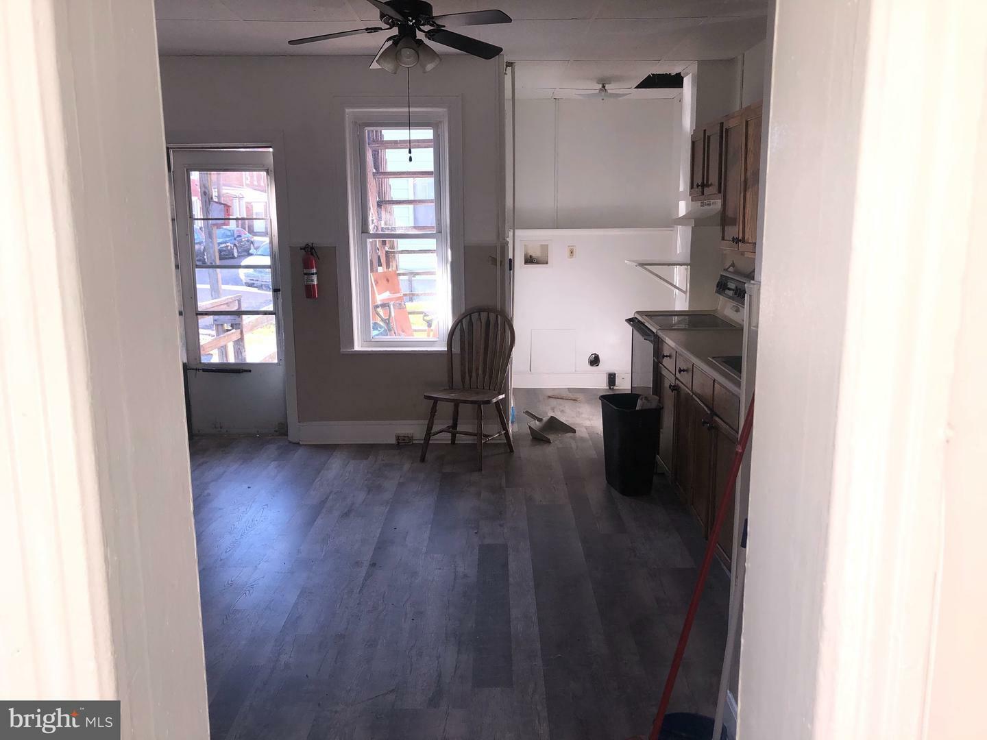 Property Photo:  101 N Warren Street 2  PA 19464 