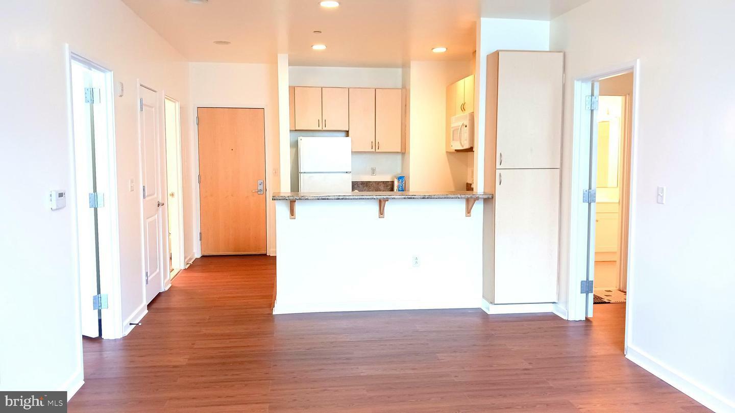 111 9th Street N 707  Philadelphia PA 19107 photo