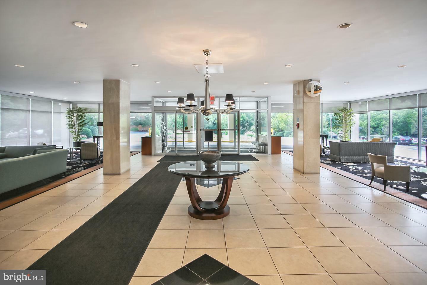 Property Photo: 10401 Grosvenor Place 524 MD 20852
