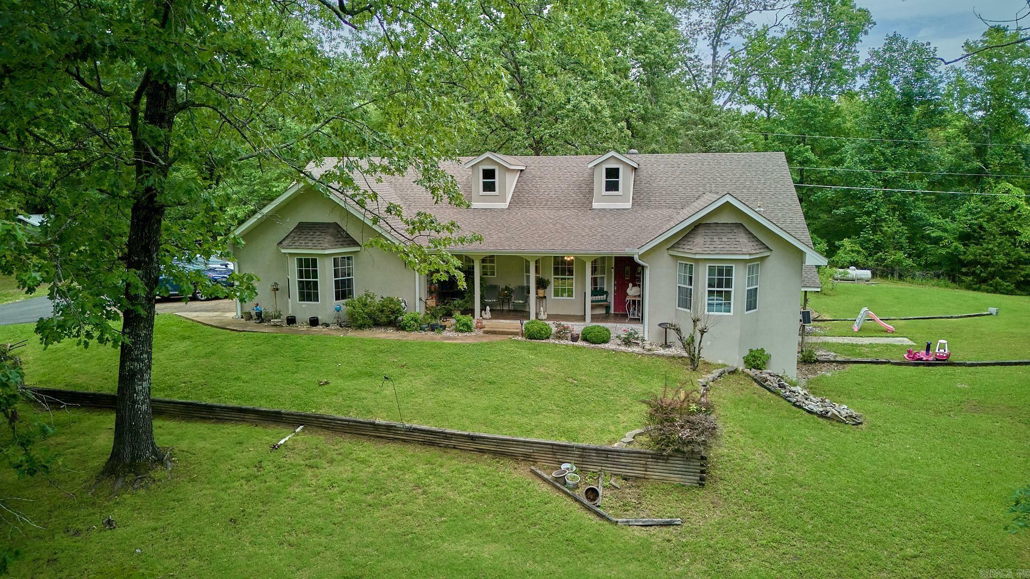 Property Photo:  132 Victoria Lane  AR 71901 