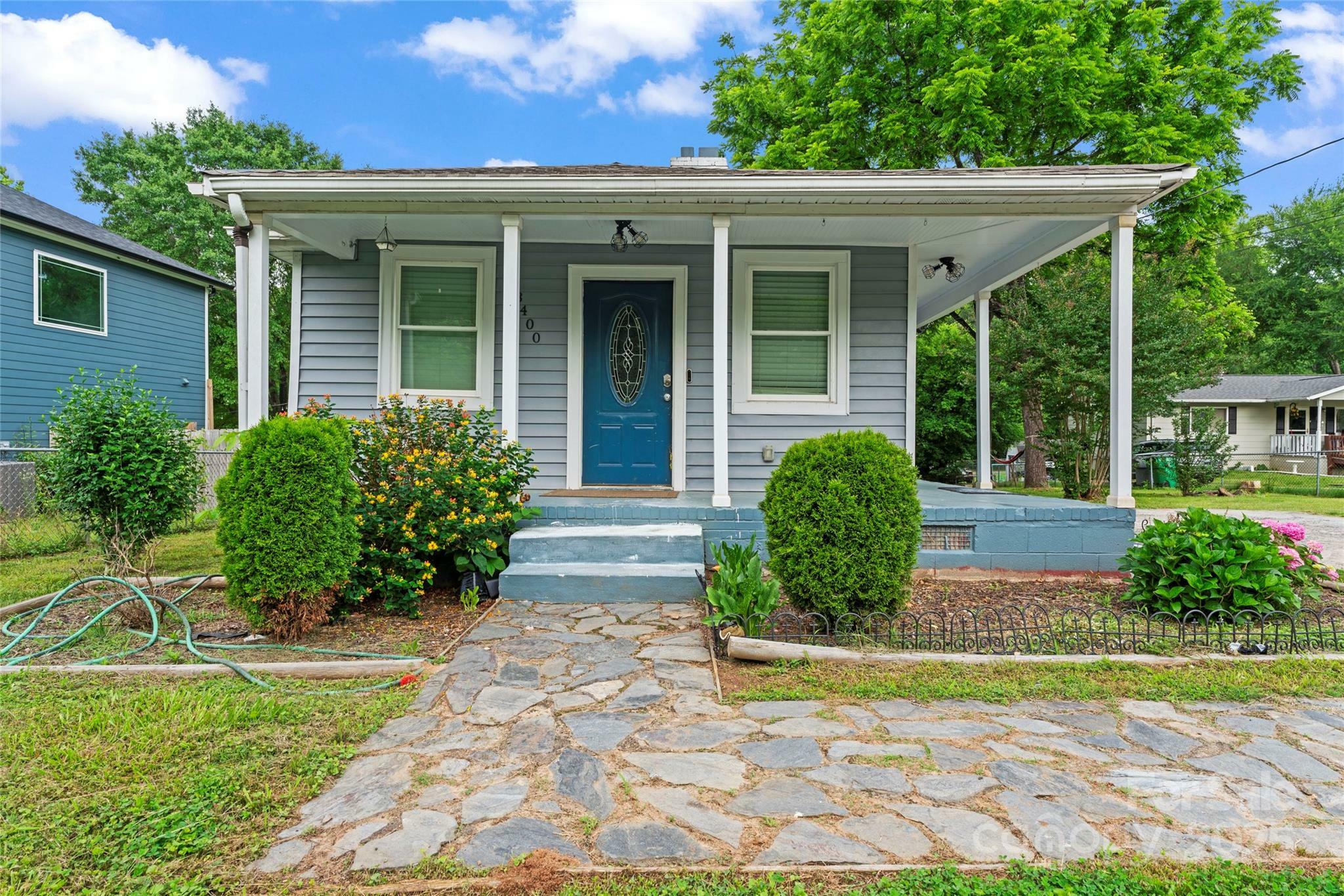 Property Photo: 3400 Reid Avenue NC 28208