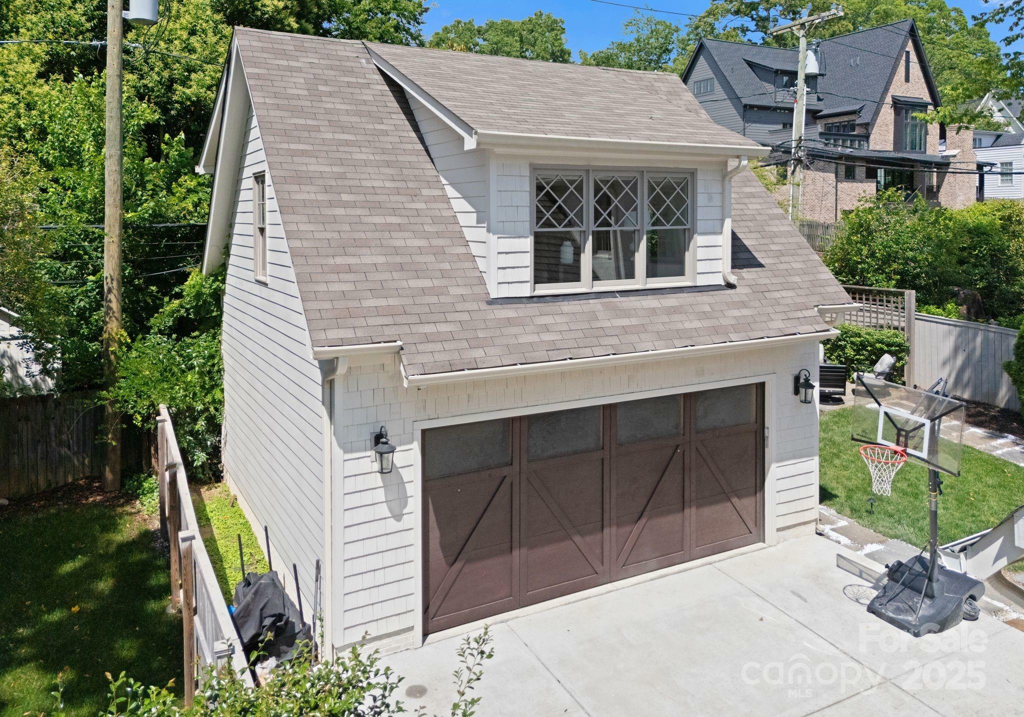 Property Photo: 236 Wales Avenue NC 28209