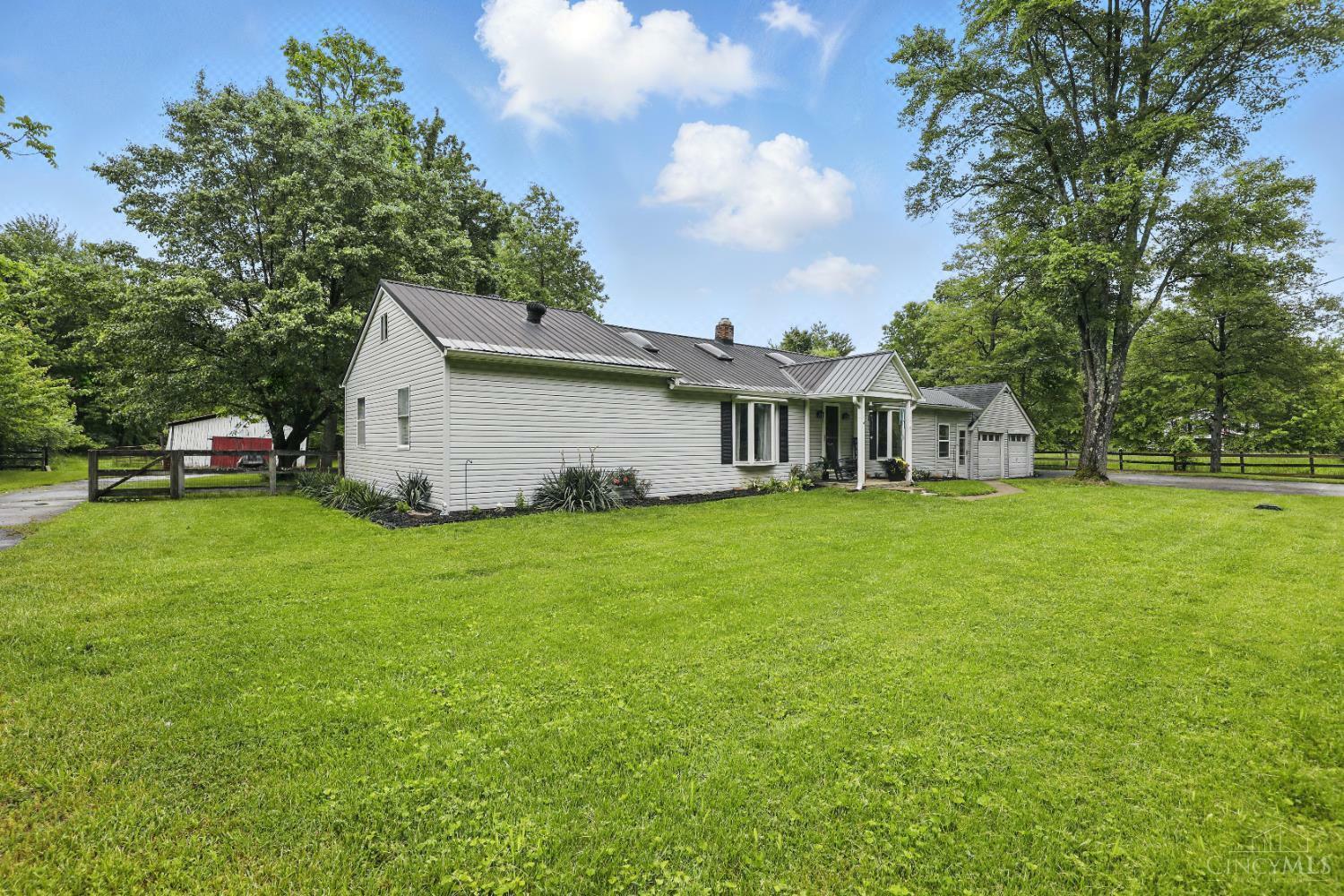 Property Photo: 3174 Pennington Lane OH 45176