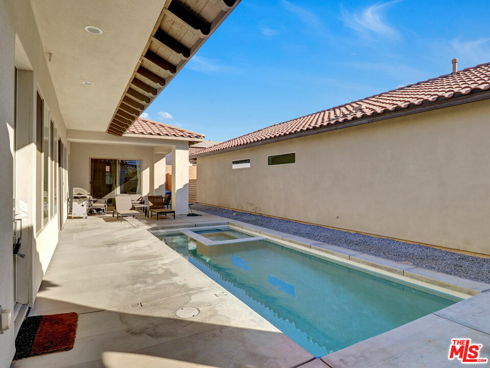 Property Photo: 80240 Platinum Way CA 92253