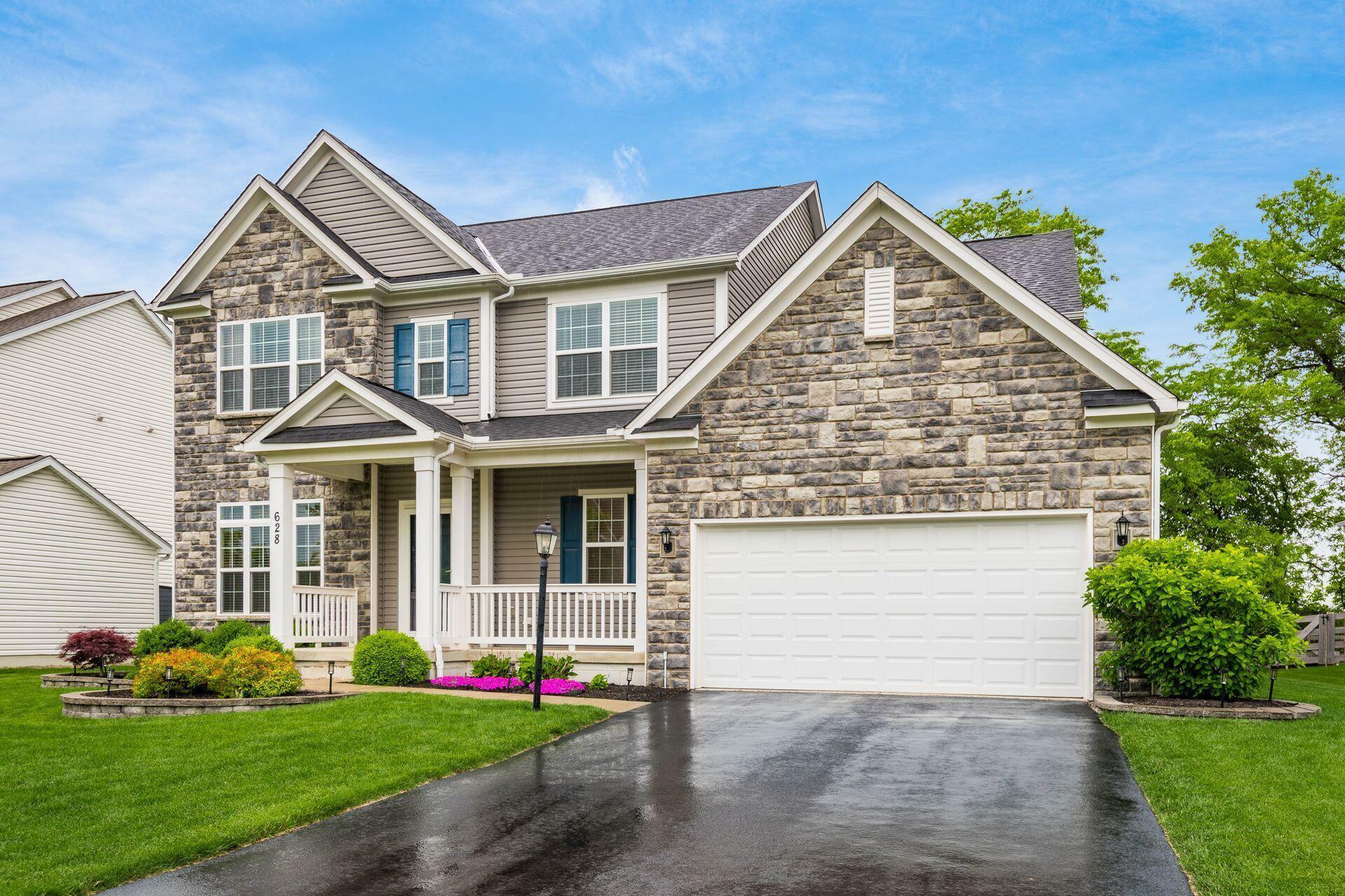 Property Photo:  628 Willow Grove Drive  OH 43015 