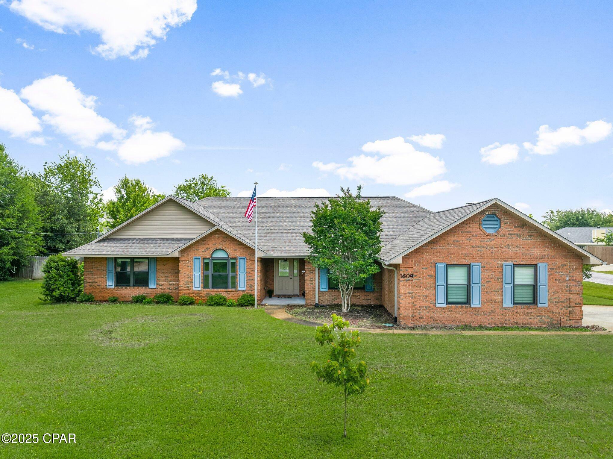 Property Photo: 1609 Vermont Avenue FL 32444