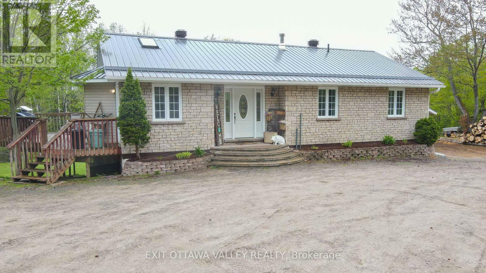 Property Photo: 3321 Old Barry'S Bay Road ON K0J 1B0