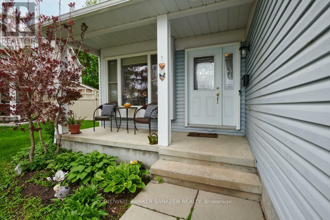 Photo de la propriété: 85 Vesta Street ON K2J 3Z2