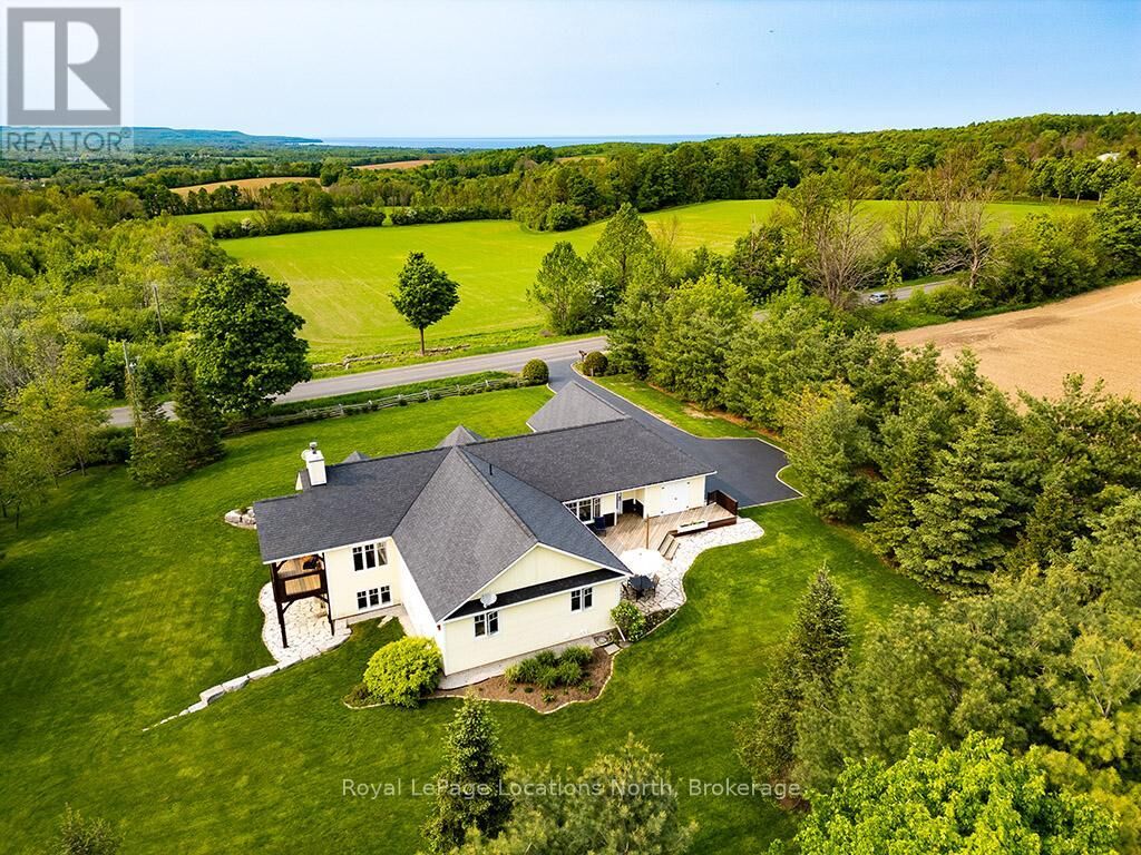 Property Photo:  086050 7 Sideroad  ON N4L 1W6 