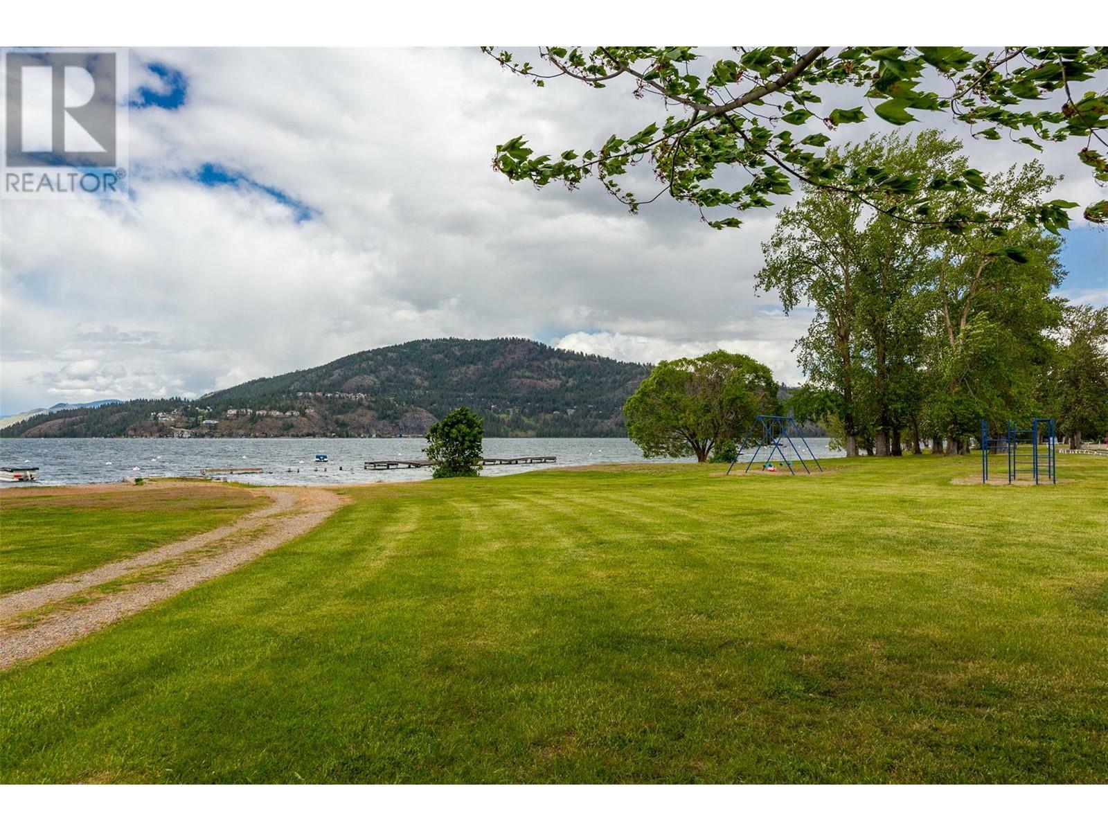 Property Photo: 683 Cougar Street BC V1H 2A1