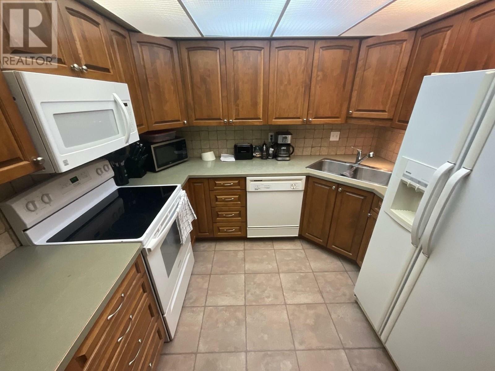 Property Photo: 10412 112 Avenue BC V1J 2W7