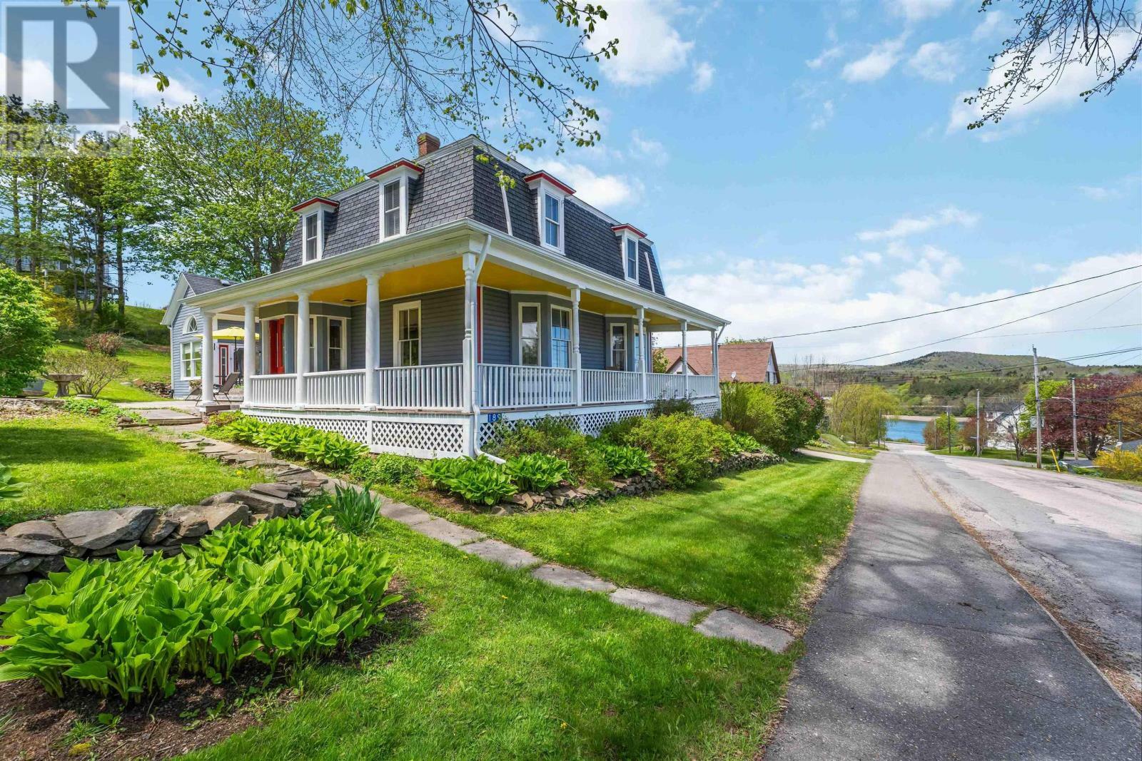 Property Photo: 189 King Street NS B0V 1A0