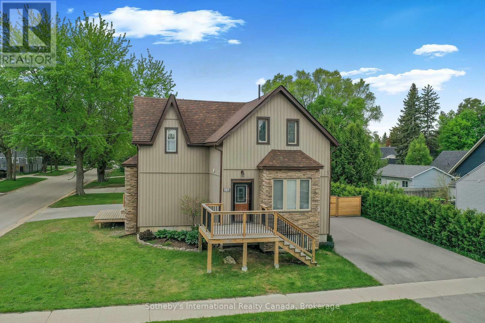 Property Photo: 218 Fifth Street A&Ampb ON L9Y 1X6
