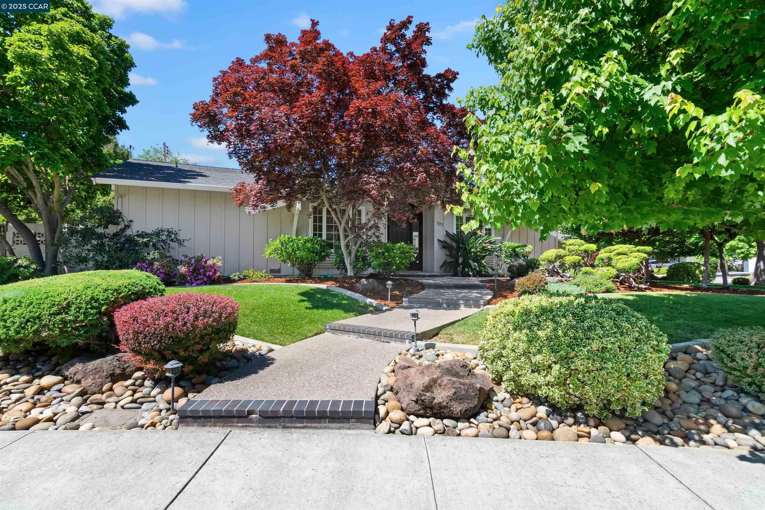 Property Photo: 107 Via Mantilla CA 94598