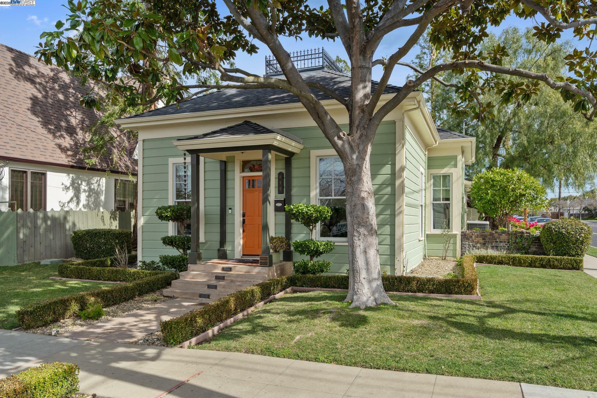 Property Photo: 690 S K St CA 94550