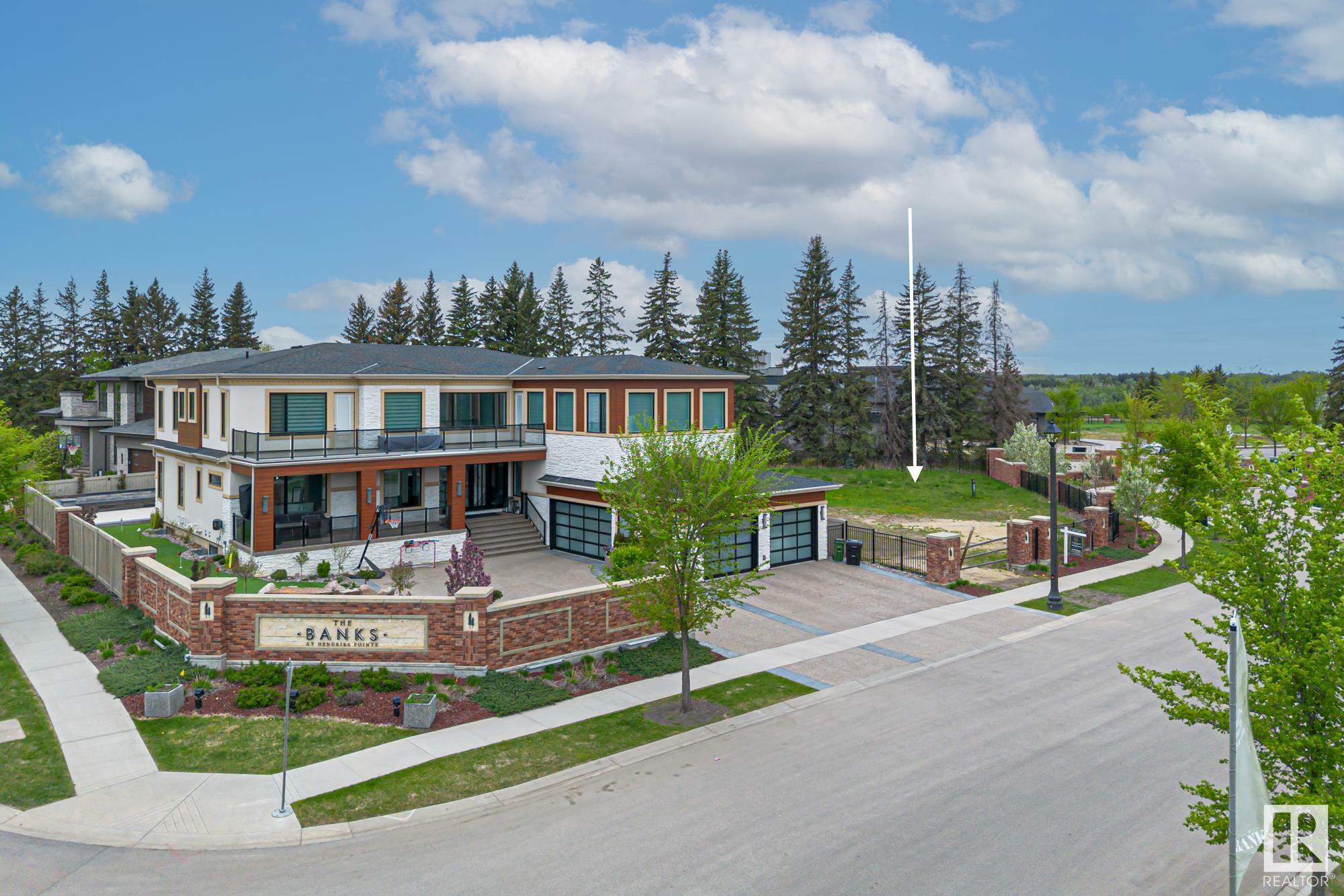 Property Photo:  3466 Keswick Boulevard SW  AB T6W 3S4 
