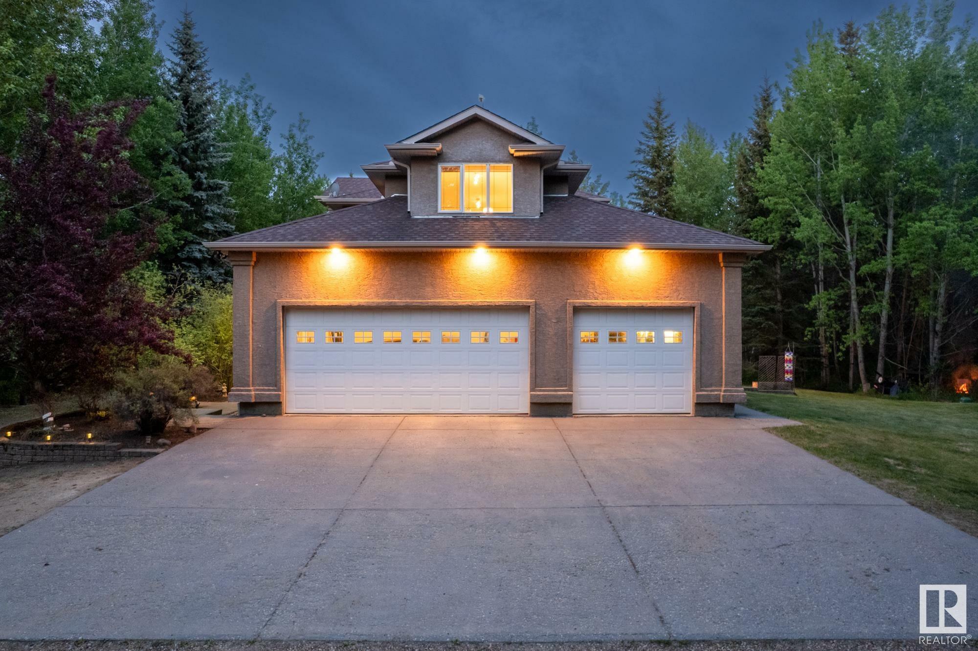 Property Photo: 26516 Twp Road 514 32 AB T7Y 1E9
