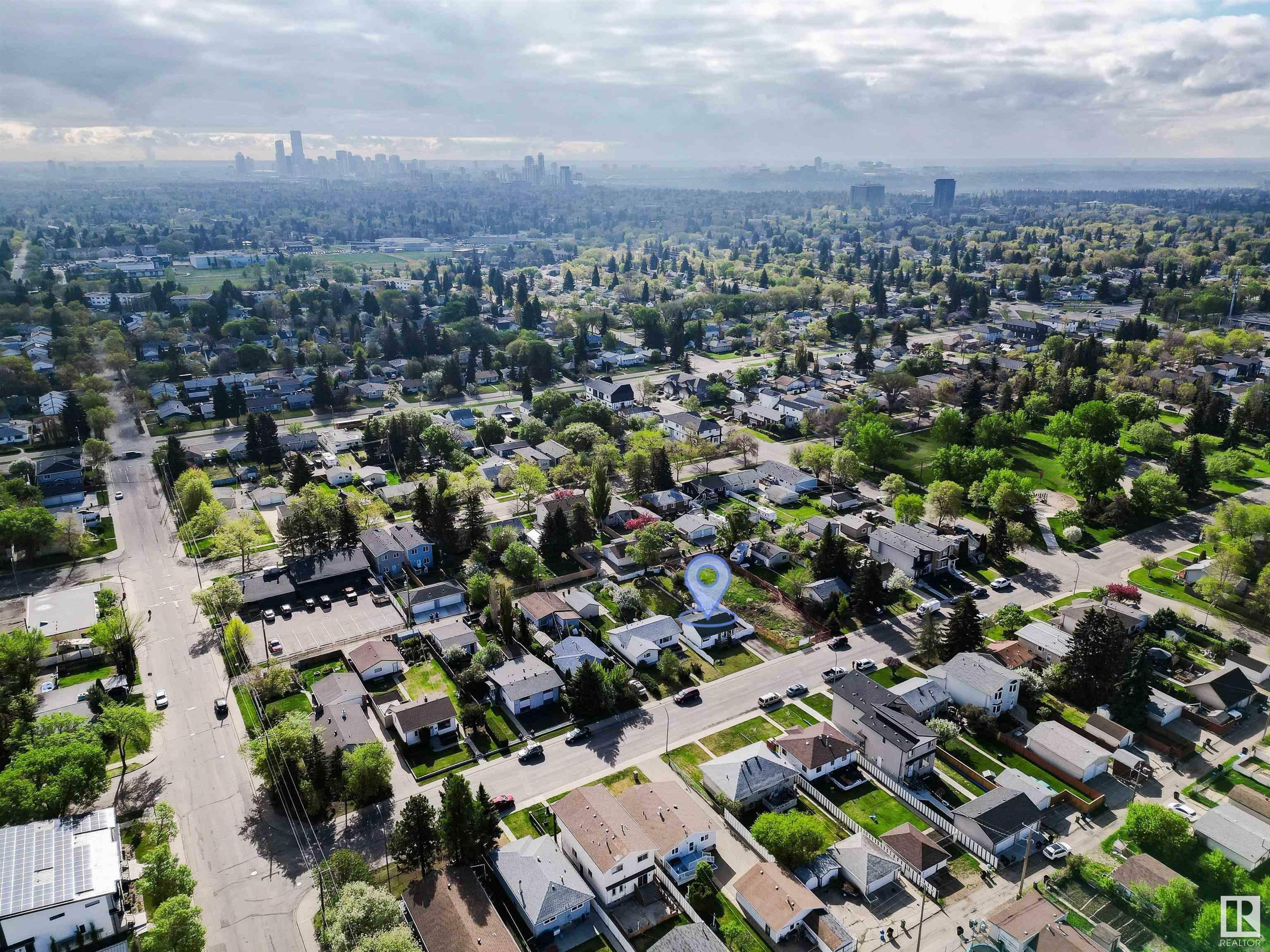 Photo de la propriété: 10917 151 Street NW AB T5P 1R8