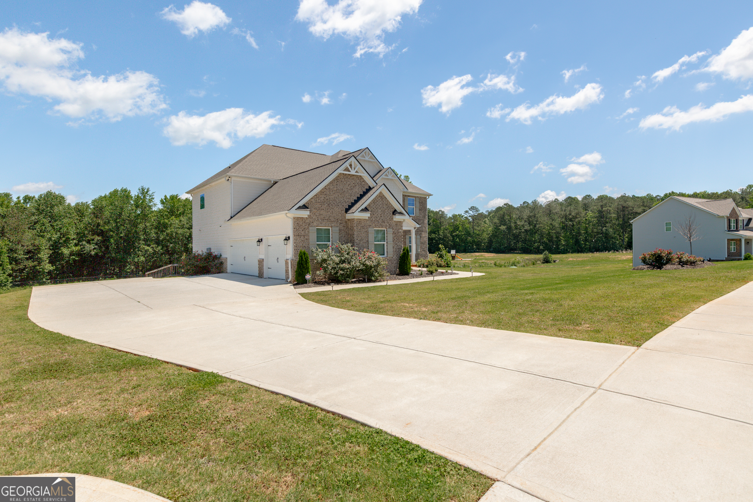 Property Photo: 49 Ellabelle Court GA 30276