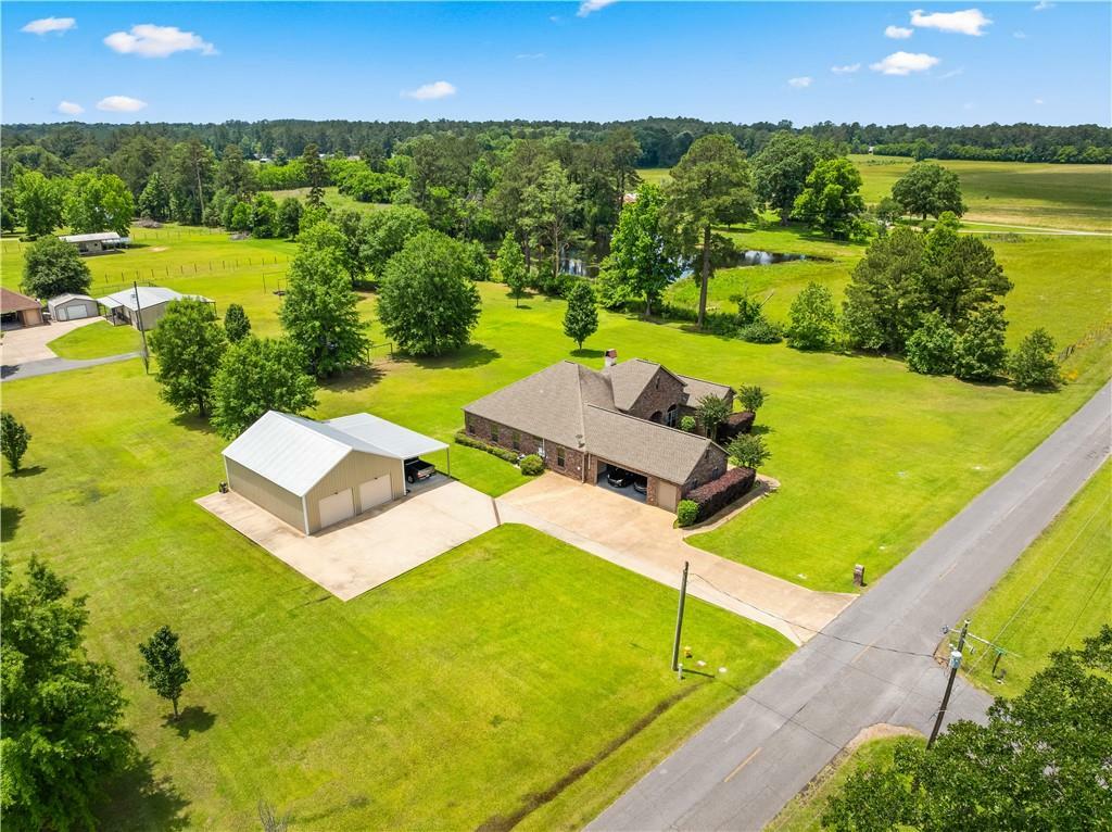 Property Photo: 3898 Staples Road LA 71360
