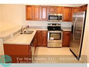 Property Photo: 4301 NW 110th Ave FL 33065