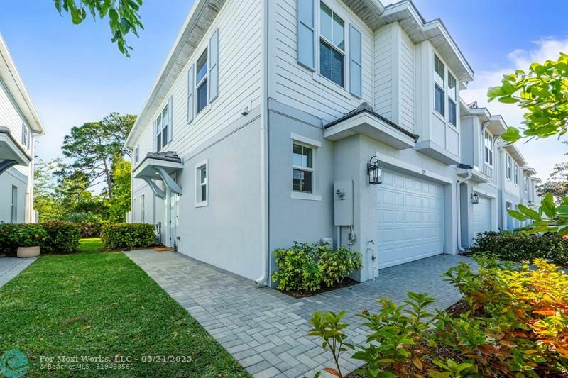 Property Photo: 224 Preserve Trail South FL 34994