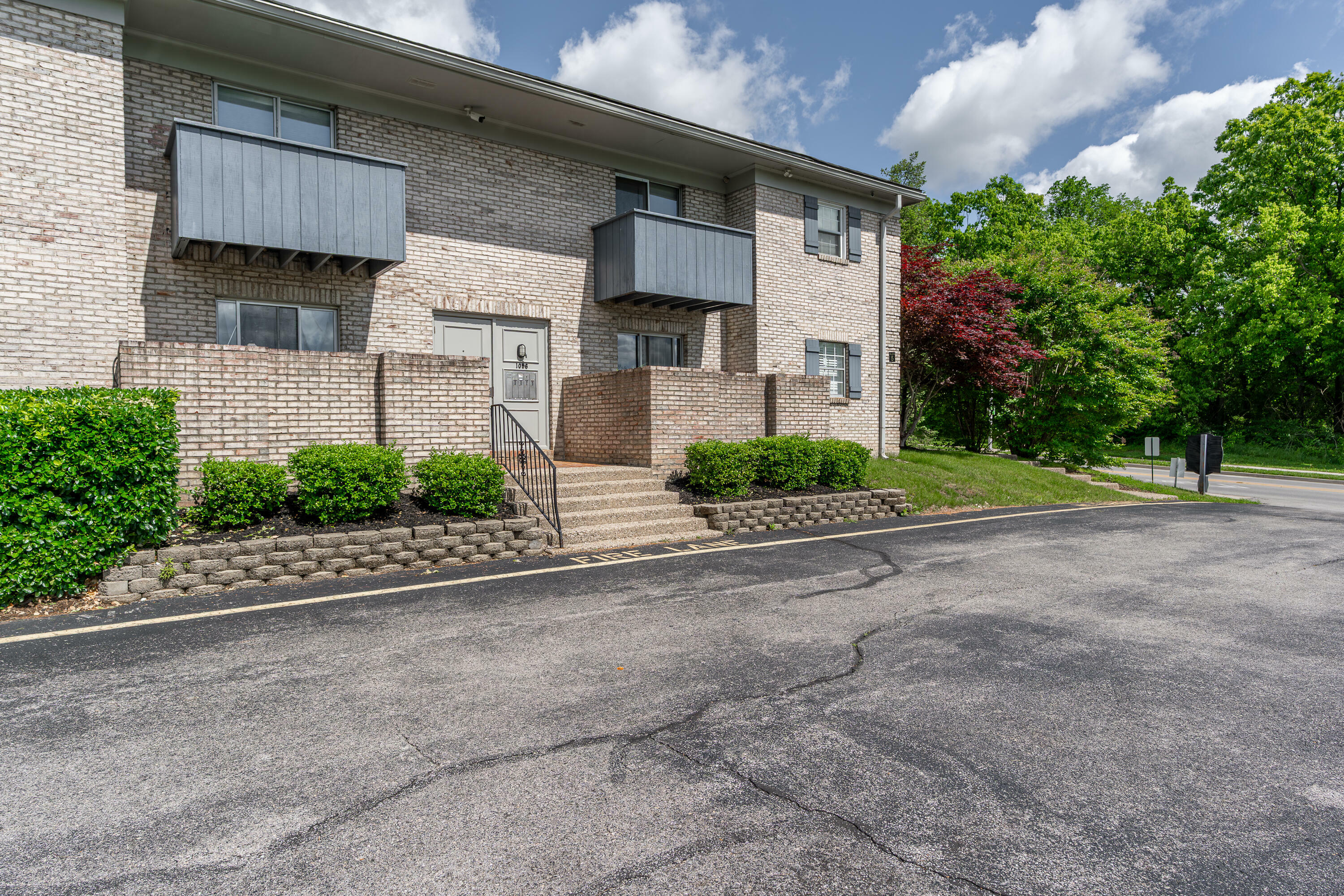 Property Photo: 1092 Armstrong Mill Road KY 40517