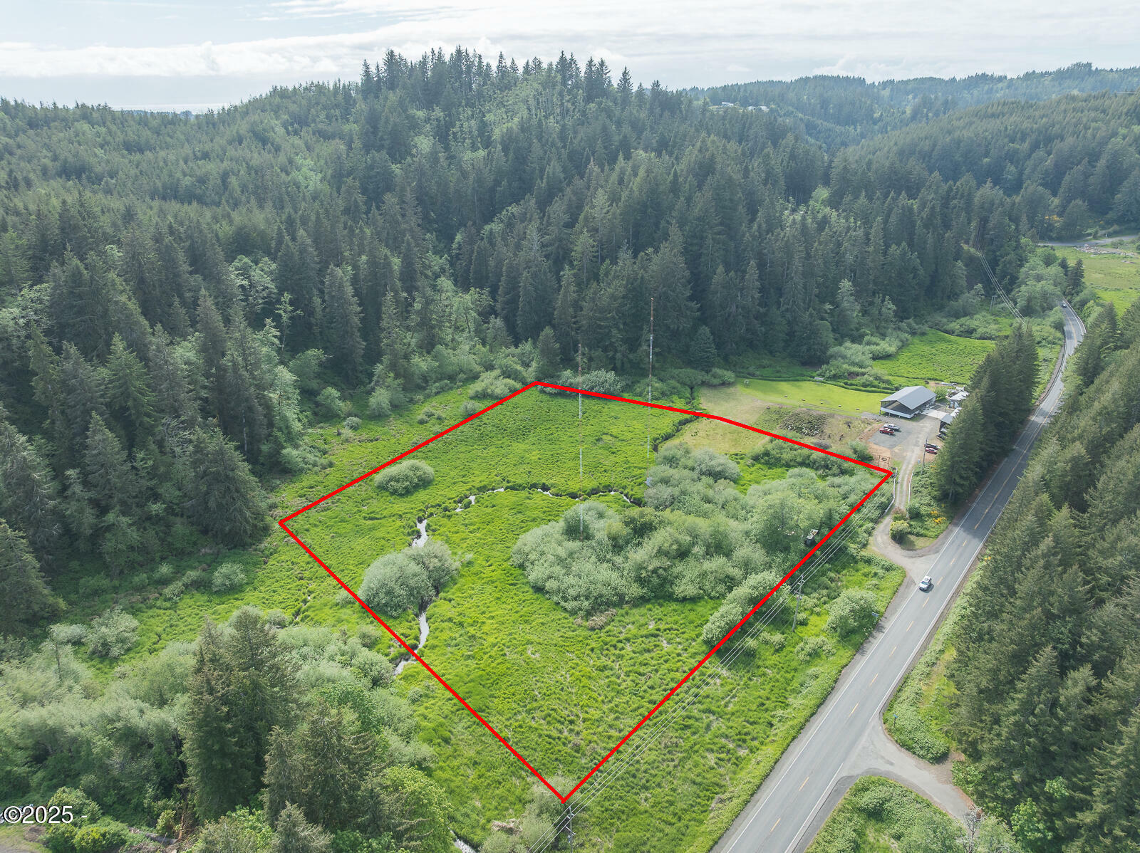 Property Photo: 3422 Highway 20 OR 97391