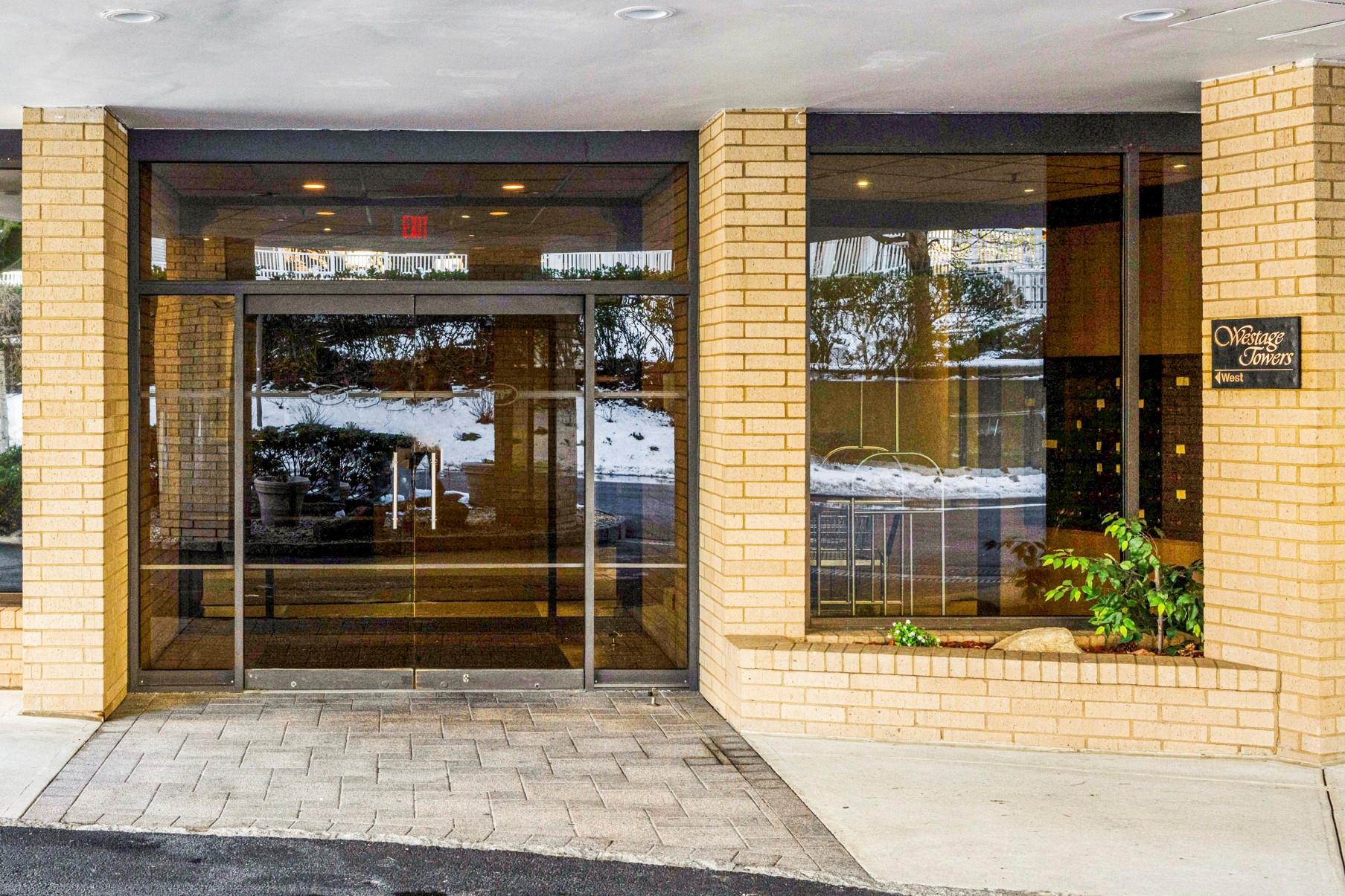 Property Photo:  25 Rockledge Avenue 601  NY 10601 