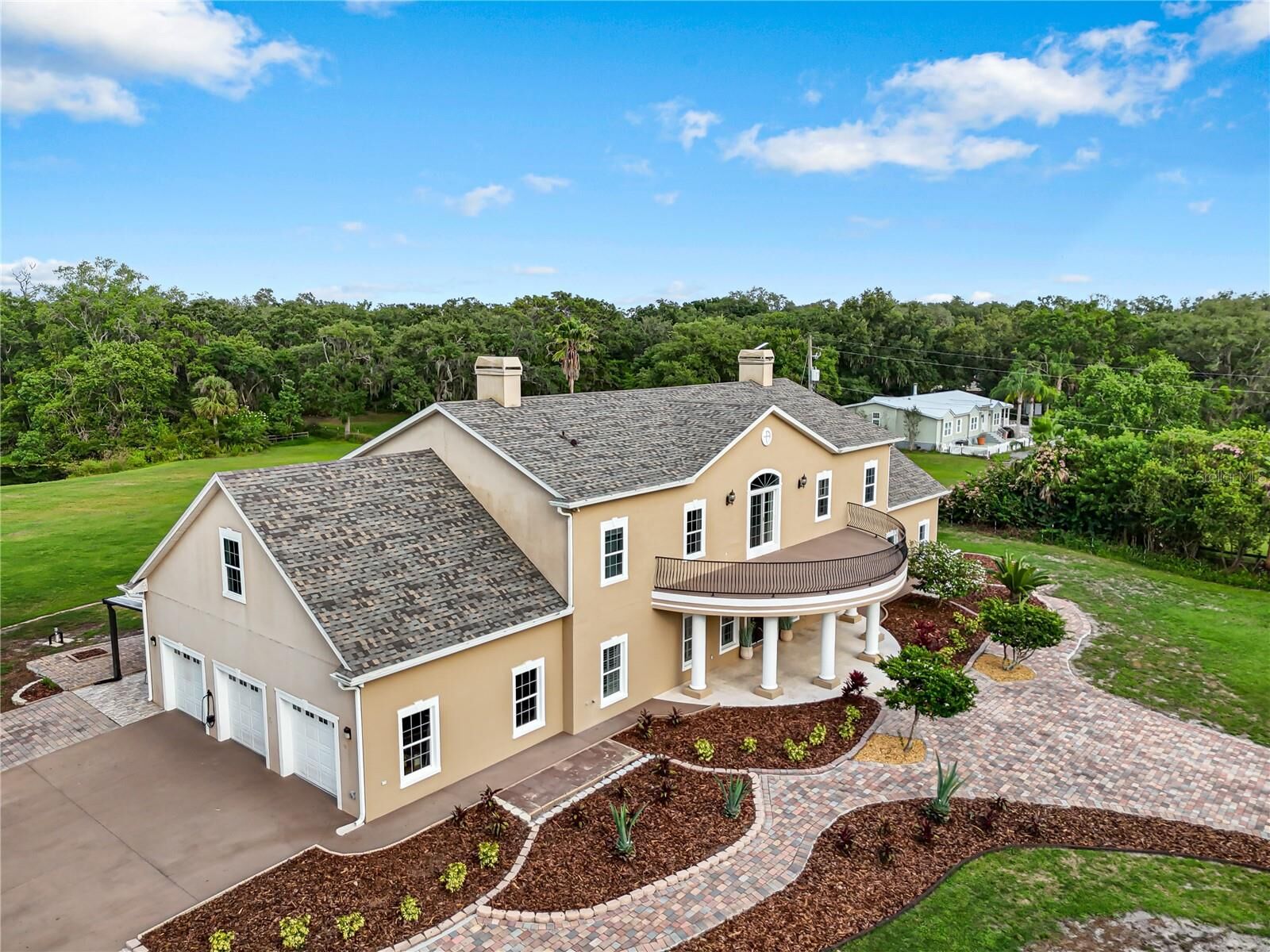 Property Photo:  2851 Wagon Court  FL 34772 