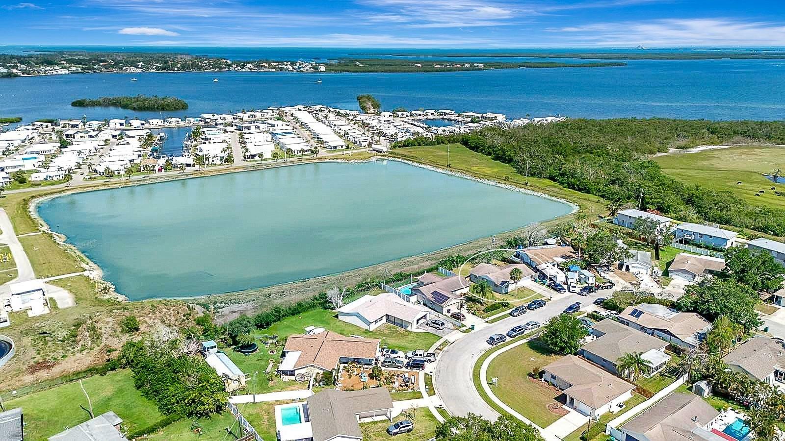 Property Photo: 2420 16th Street W FL 34221