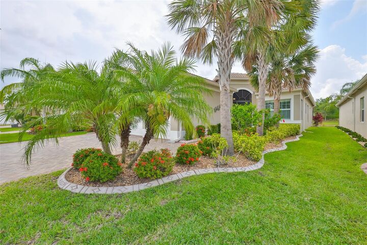 Property Photo: 4830 Grand Banks Drive FL 33598