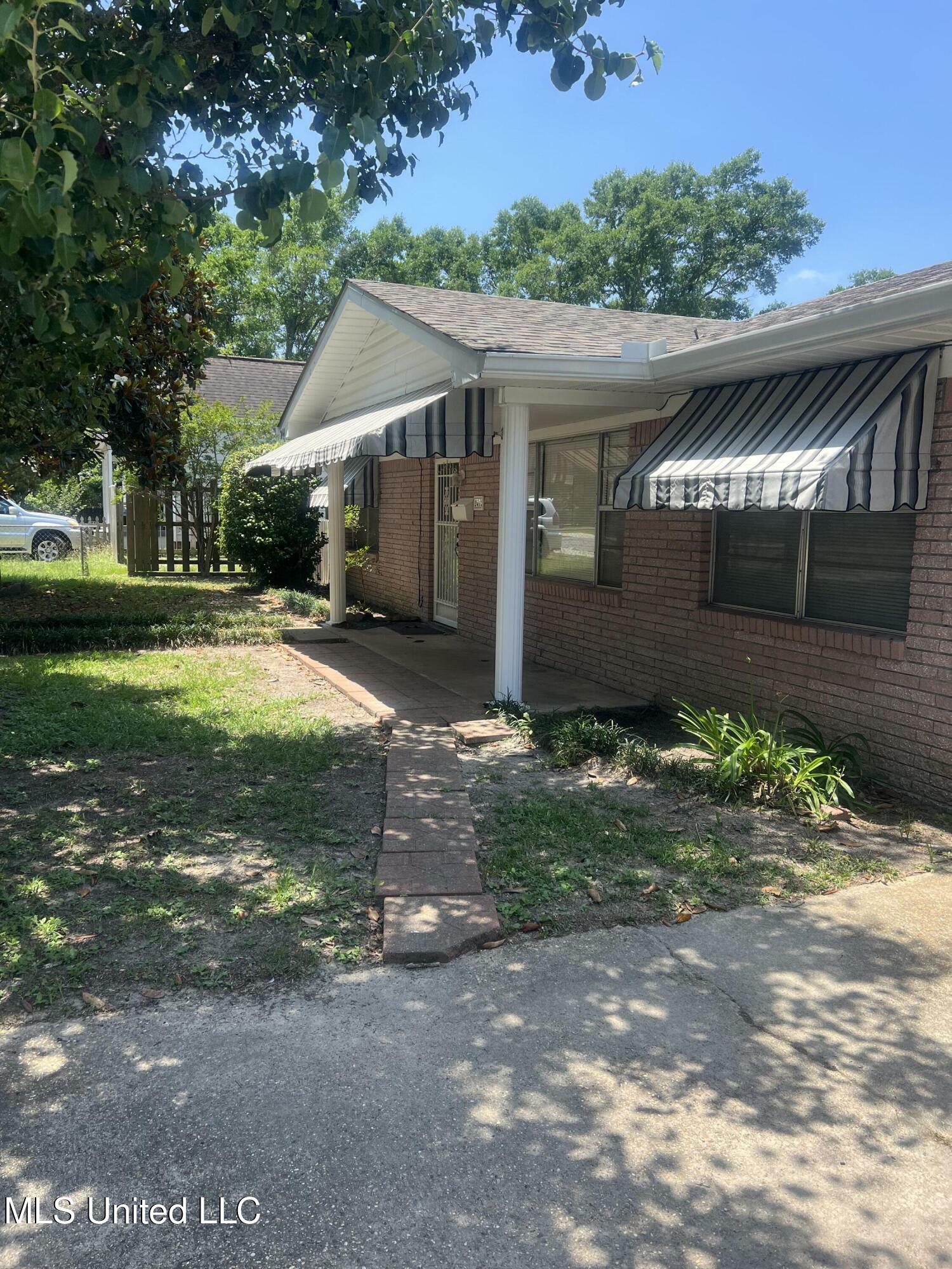 Property Photo: 241 Iroquois Street MS 39530