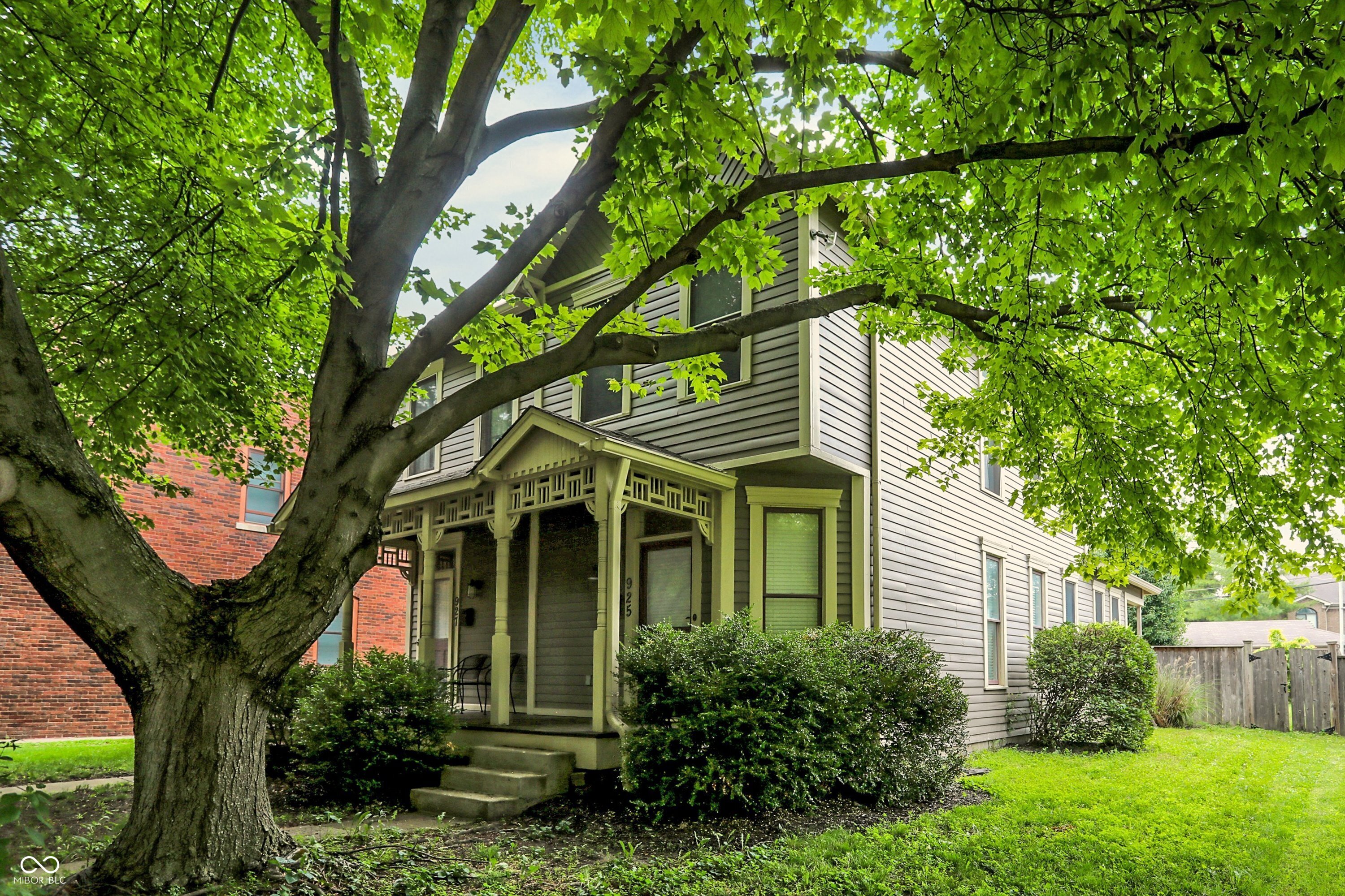 Property Photo: 925 Fayette Street IN 46202
