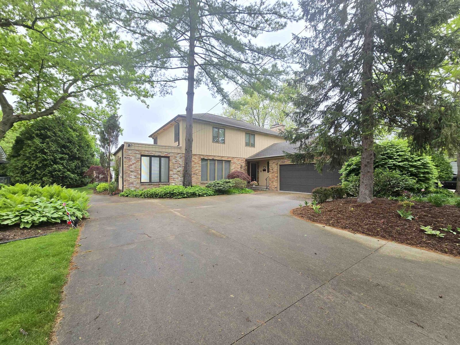 Property Photo: 110 Hart Street MI 48732