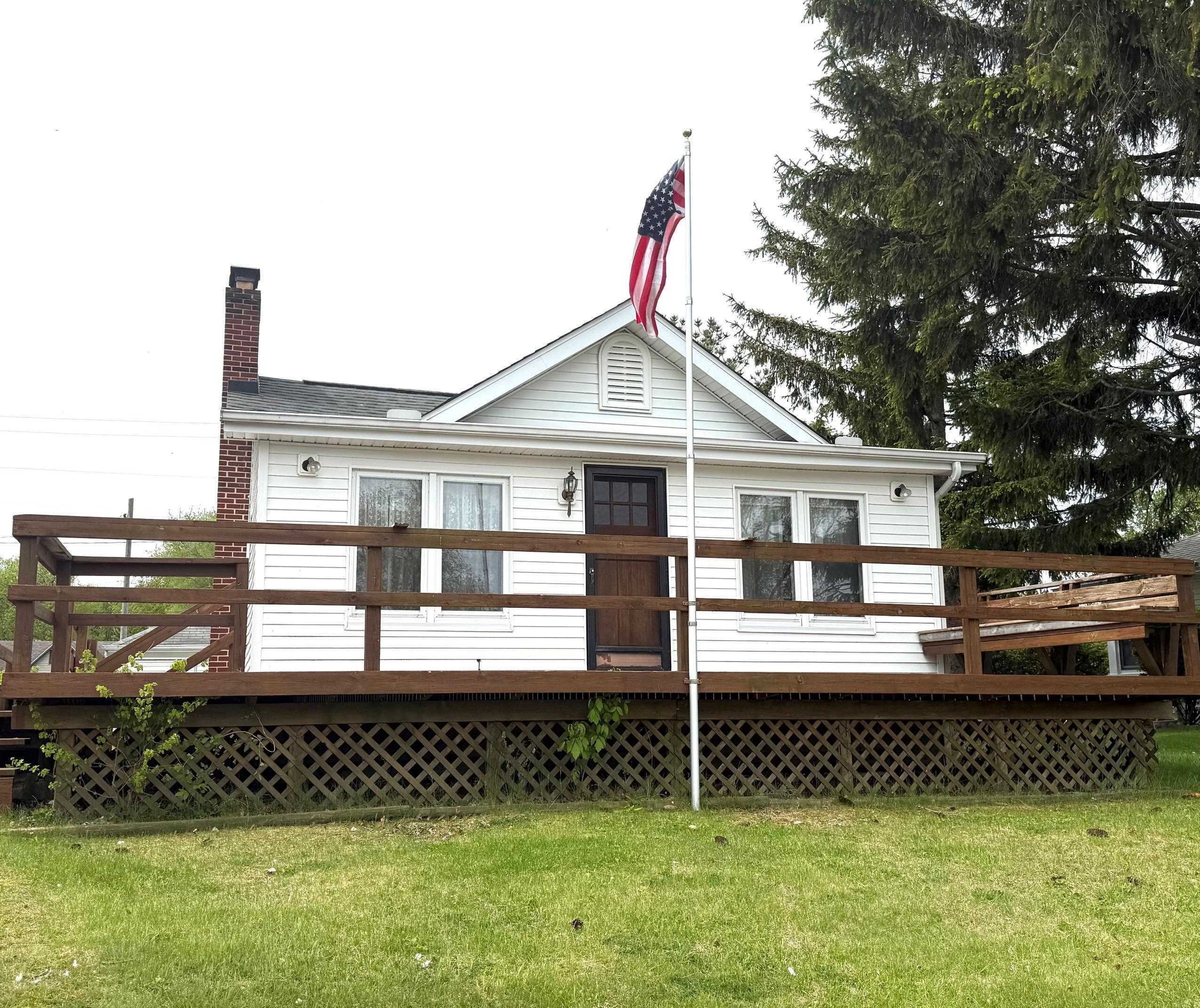 Property Photo: 265 Lagoon Beach Drive MI 48706
