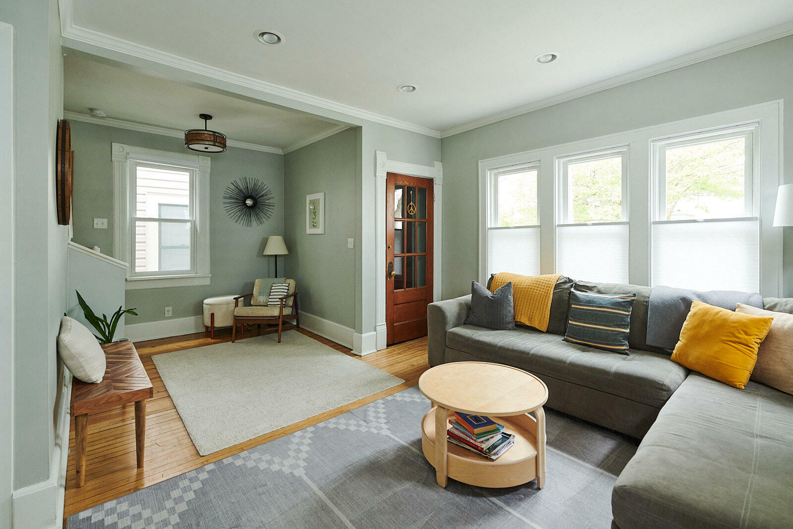 Property Photo: 1605 E Webster Pl WI 53211