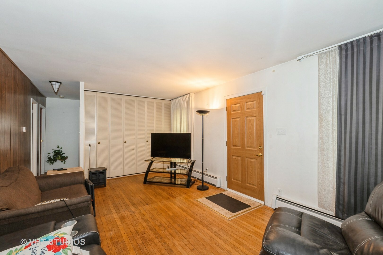 Property Photo: 2125 221st Street IL 60411