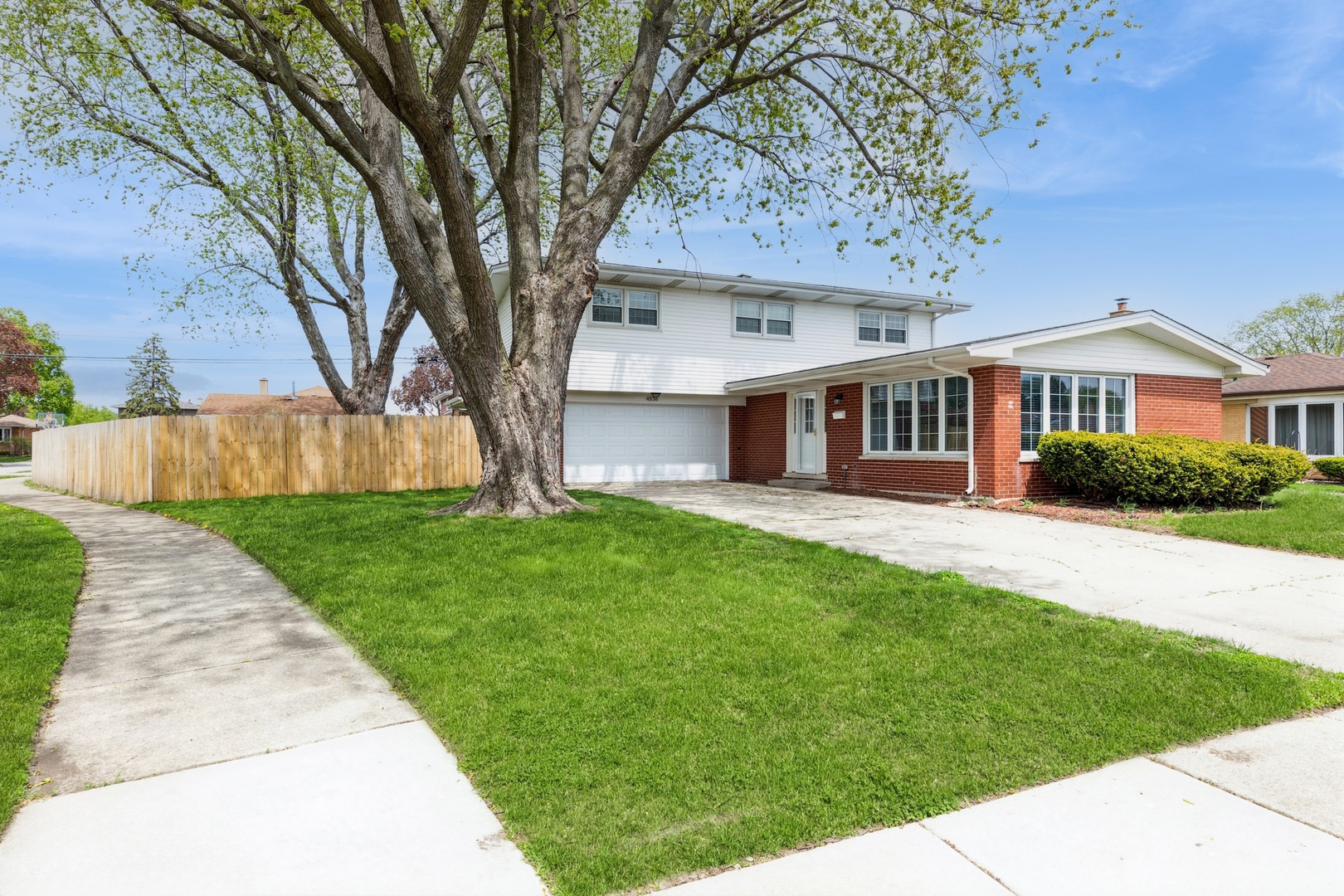 Property Photo: 4536 W 101st Place IL 60453