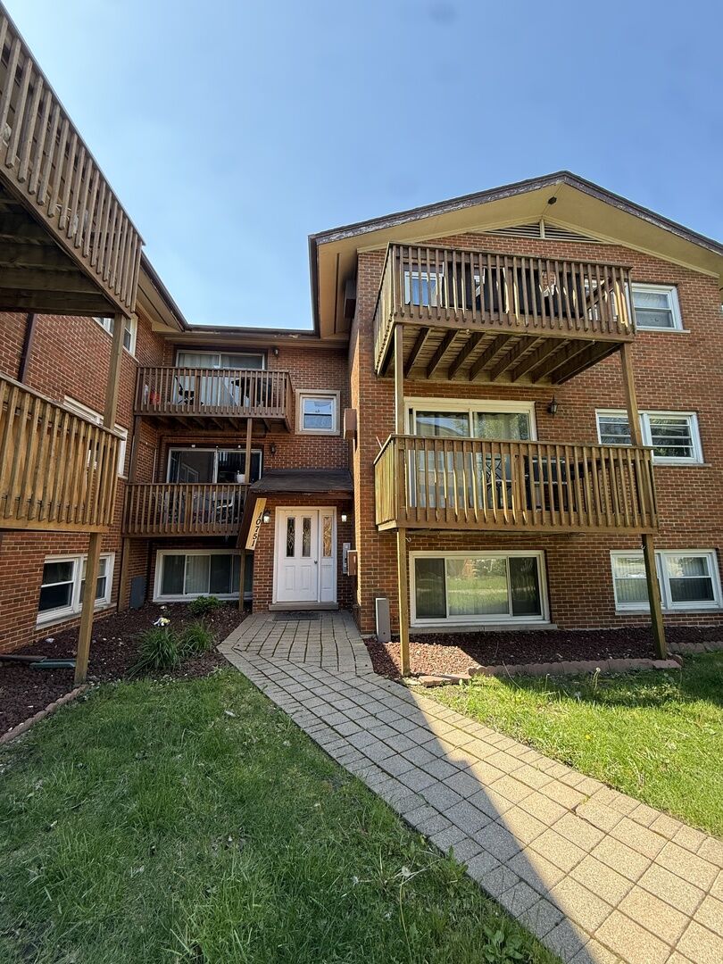 Property Photo:  10751 S Harlem Avenue 1E  IL 60482 