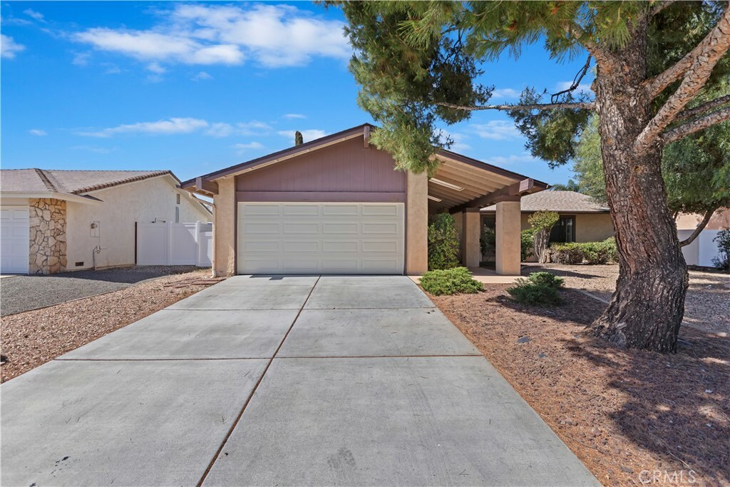 Property Photo: 27419 Embassy Street CA 92586