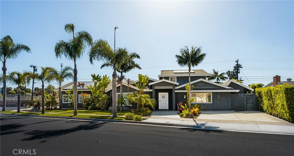 Property Photo: 20402 Seven Seas Lane CA 92646