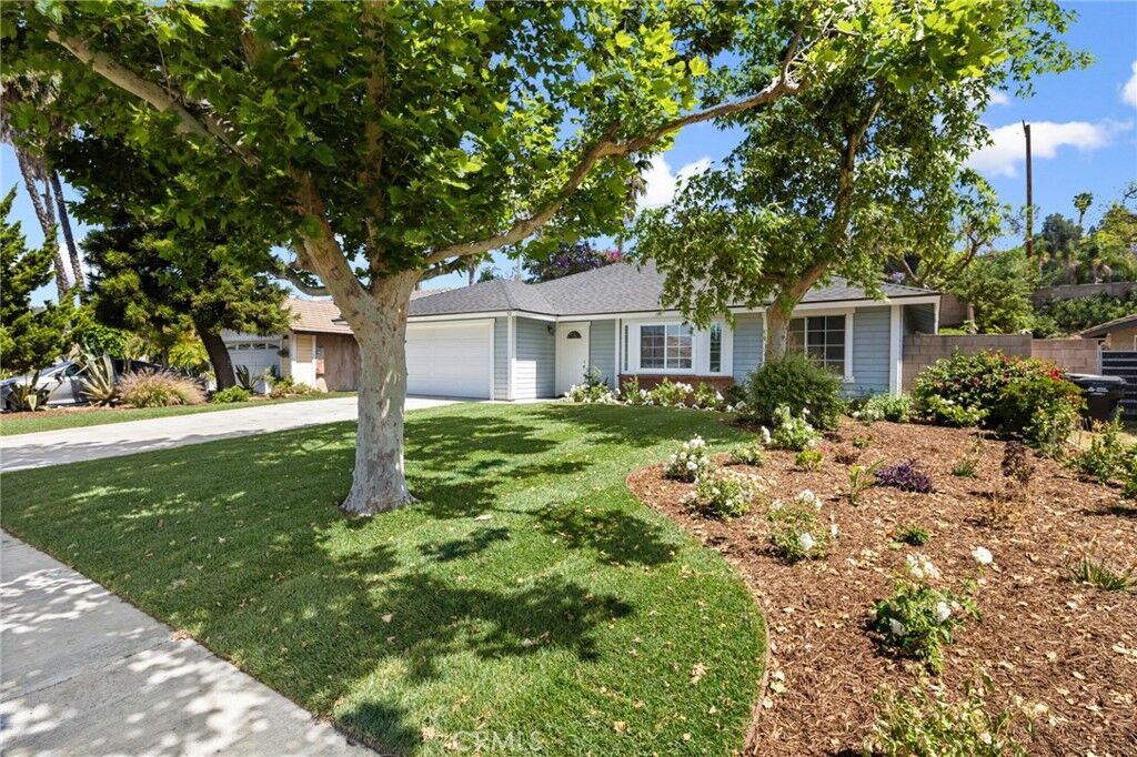 Property Photo:  927 Sharp Place  CA 91768 