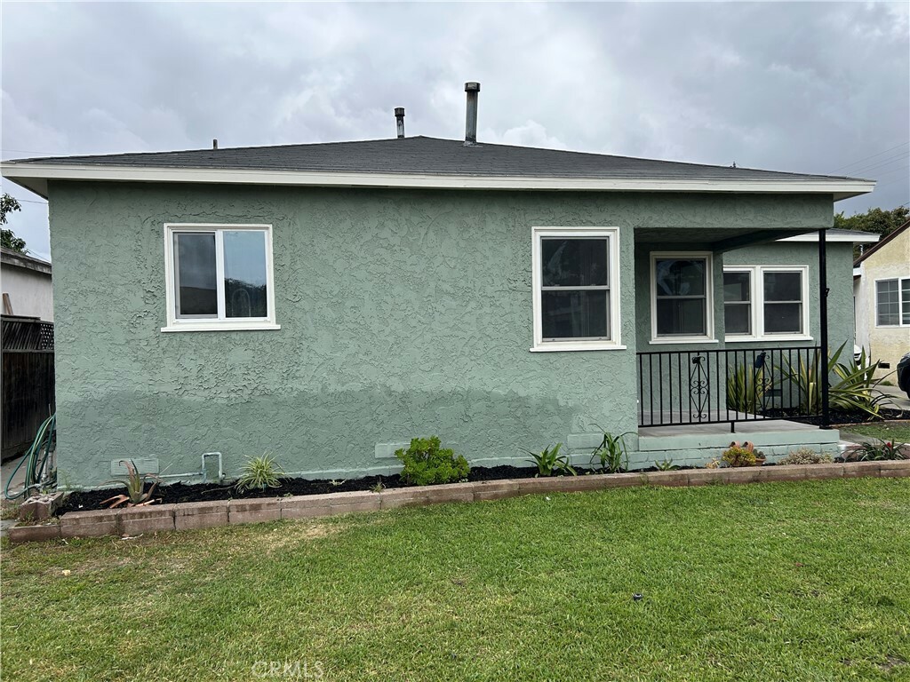 Property Photo:  3375 Baltic Avenue  CA 90810 