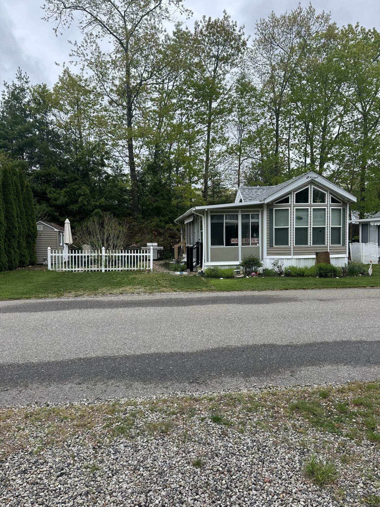 Property Photo: 430 Post Rd 133 ME 04090